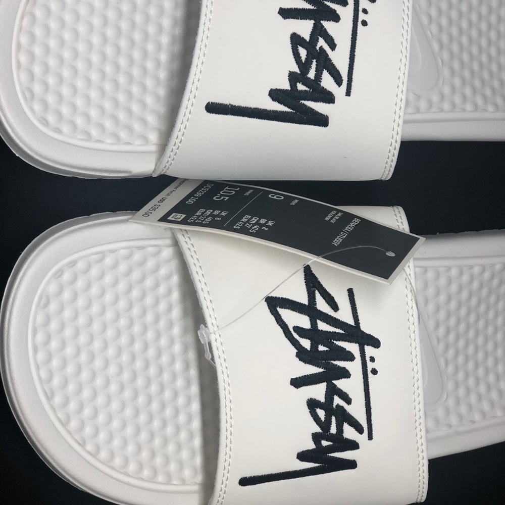 NIKE BENASSI STUSSY (WHITE) DC5239-100 - Picture 2 of 5